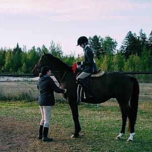 Meet your Posher, Janelle